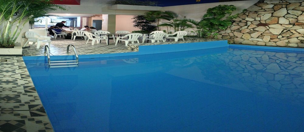 Oft Garden Hotel กัวยาเนีย ภายนอก รูปภาพ